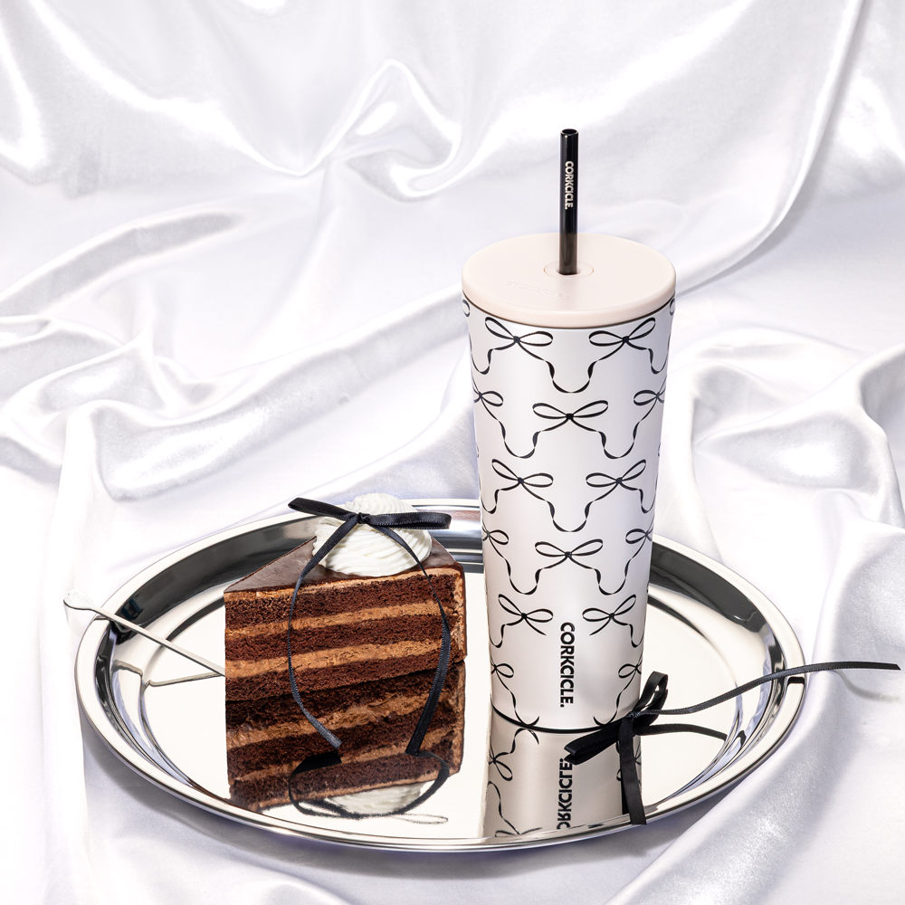 cold-cup-l2 2a98a7269432--2224PBBC-lifestyle.png